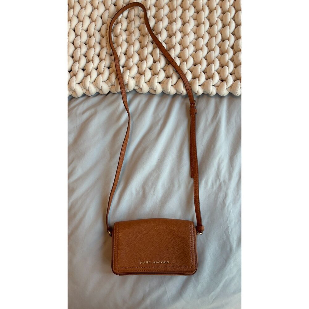 Small Brown Leather Marc Jacobs Purse
